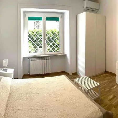 Apartment Vacanze Romane *