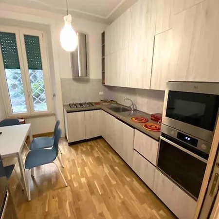 Vacanze Romane شقة